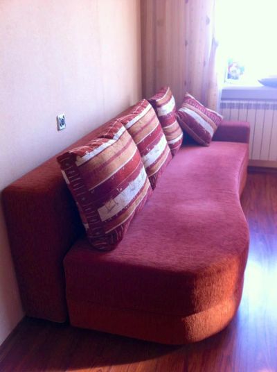 Лот: 4240291. Фото: 1. Диван. Диваны