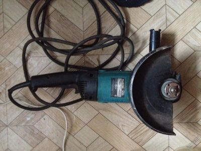 Лот: 4467691. Фото: 1. Шлифовальная машина Makita 9069... Электроинструмент