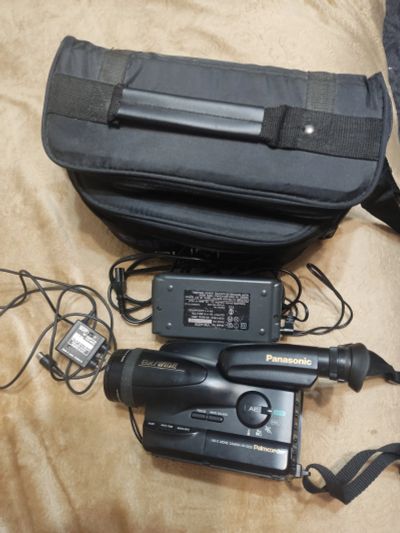Лот: 24904503. Фото: 1. Видеокамера Panasonic nc-s250en. Фоторамки, фотоальбомы