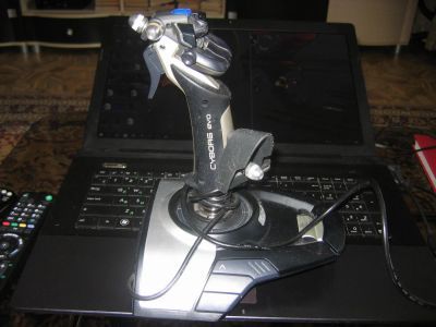 Лот: 9188770. Фото: 1. Джойстик Saitek Cyborg Evo. Рули, джойстики