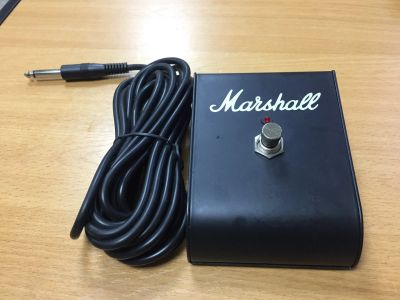 Лот: 13273790. Фото: 1. Однокнопочный футсвитч Marshall... Гитарные эффекты и комбоусилители