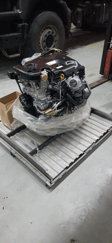 Лот: 25637343. Фото: 1. Двигатель Isuzu NMR 85, 4JJ1. Двигатель и элементы двигателя