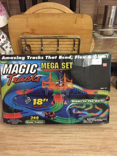 Лот: 11539833. Фото: 1. Magic tracks. Конструкторы