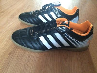 Лот: 6428458. Фото: 1. Футбольные кроссовки Adidas. Кеды, кроссовки, слипоны