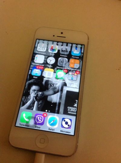 Лот: 5304795. Фото: 1. Apple iPhone 5 16Gb White (Белый... Смартфоны