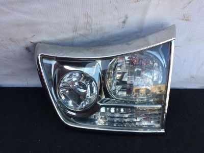 Лот: 21412823. Фото: 1. вставка багажника Toyota Harrier... Двигатель и элементы двигателя