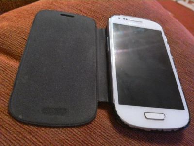 Лот: 10162127. Фото: 1. Простой рабочий смартфон Samsung... Смартфоны