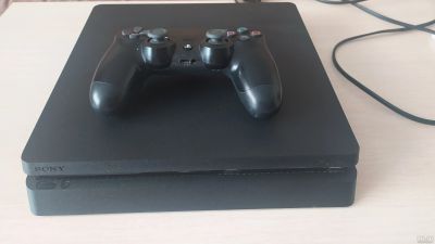 Лот: 17972693. Фото: 1. Playstation PS4 slim много игр... Игровые приставки, консоли