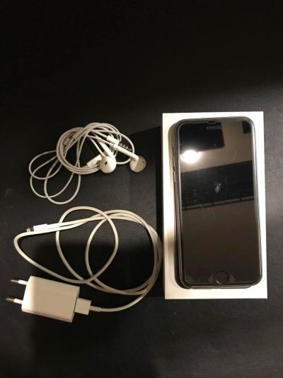 Лот: 10308936. Фото: 1. iPhone 6S 16Gb Space gray. Смартфоны