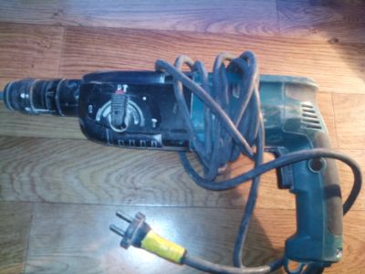 Лот: 6970885. Фото: 1. перфоратор Makita HR2450. Электроинструмент