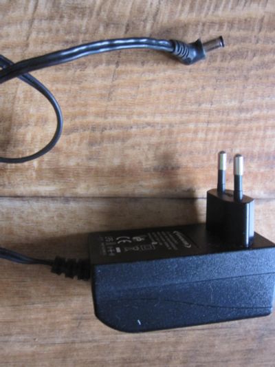 Лот: 7114068. Фото: 1. блок питания 7,5v 2,8 А. Корпуса, блоки питания