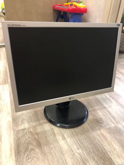 Лот: 18209523. Фото: 1. Монитор LG сломан. ЖК-мониторы