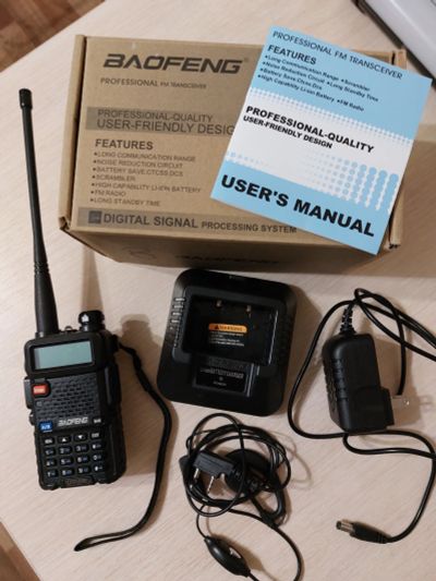 Лот: 19994620. Фото: 1. рация Baofeng UV-5R c гарнитурой. Рации, радиостанции