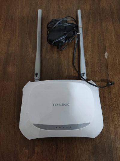 Лот: 18379294. Фото: 1. Роутер маршрутизатор tp-link. Маршрутизаторы (роутеры)