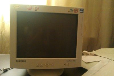 Лот: 4449774. Фото: 1. Монитор. ЭЛТ-мониторы