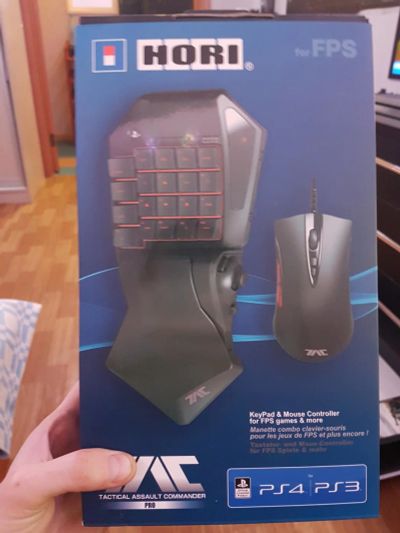 Лот: 10457539. Фото: 1. Игровой контроллер Hori T.A.C... Аксессуары для игровых приставок, консолей, геймпады