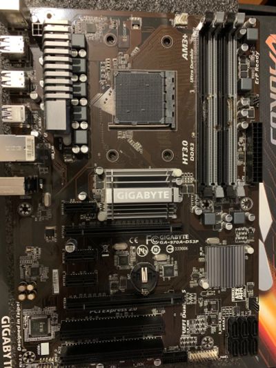 Лот: 19922470. Фото: 1. Материнская плата gigabyte ga-970a-ds3p. Материнские платы