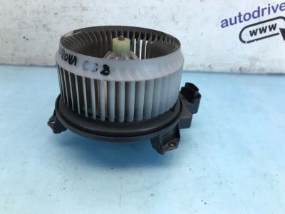 Лот: 24347153. Фото: 1. мотор печки toyota corolla E150. Двигатель и элементы двигателя