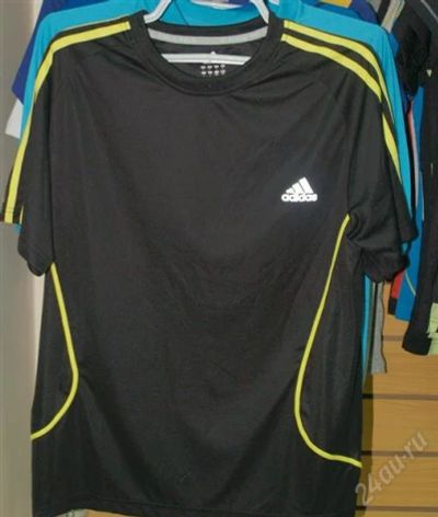 Лот: 1394466. Фото: 1. футболка Adidas. Другое (спортивная одежда)