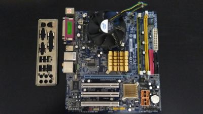 Лот: 8376594. Фото: 1. Gigabyte ga-945gzm-s2 (rev 3.9... Материнские платы