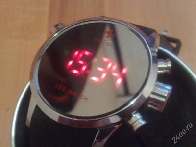 Лот: 989294. Фото: 1. **Ferrari F1 Box, литиевая батарея. Оригинальные наручные часы