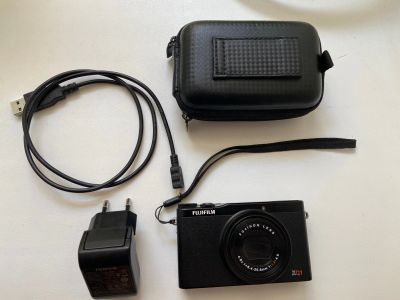 Лот: 18765833. Фото: 1. компактный фотоаппарат Fujifilm... Цифровые компактные
