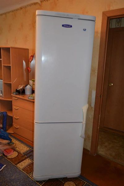 Лот: 3071739. Фото: 1. Холодильник Бирюса 127R. Холодильники, морозильные камеры