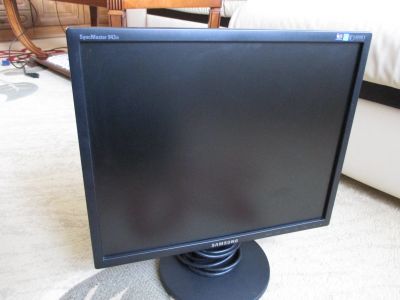 Лот: 15650154. Фото: 1. ЖК Монитор Samsung 943N. ЖК-мониторы