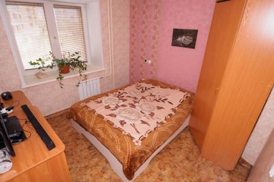 Лот: 10089921. Фото: 1. Двуспальная кровать. Кровати