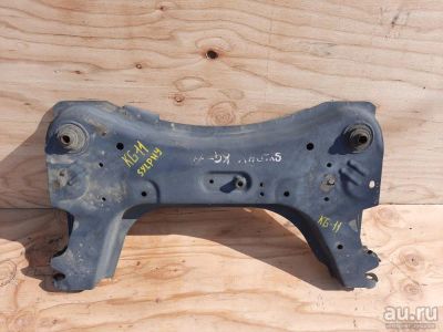 Лот: 18536512. Фото: 1. Балка поперечная Nissan Bluebird... Ходовая, подвеска, рулевое управление