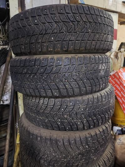 Лот: 24312921. Фото: 1. Шины зимние Michelin 195/55/16. Шины