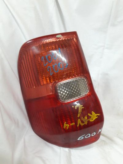 Лот: 10045270. Фото: 1. Задний фонарь Toyota Rav 4 AC20. Оптика и освещение