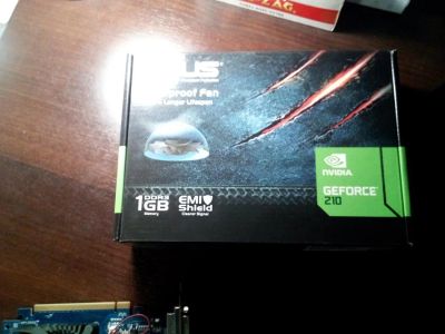 Лот: 11033818. Фото: 1. Asus Geforce 210. Видеокарты