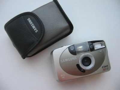 Лот: 10854949. Фото: 1. Фотоаппарат Samsung Fino 30 se... Плёночные зеркальные