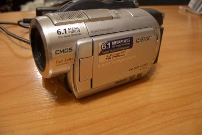 Лот: 7088945. Фото: 1. Видеокамера Sony DCR-DVD508. Видеокамеры