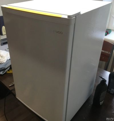 Лот: 16138105. Фото: 1. Мини Холодильник Daewoo Electronics... Холодильники, морозильные камеры