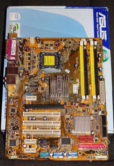 Лот: 2542564. Фото: 1. Рабочая материнская плата Asus... Материнские платы