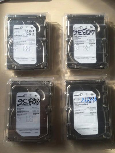 Лот: 5513146. Фото: 1. Продам 4 Жестких диска - HDD SAS... Жёсткие диски (HDD)