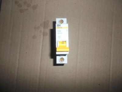 Лот: 5147434. Фото: 1. Автомат IEK 1Р, 25 А. Автоматы, пакетники, предохранители