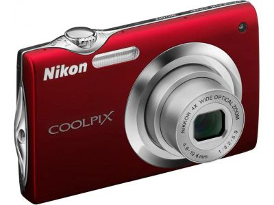 Лот: 6934122. Фото: 1. Цифровой Фотоаппарат Nicon coolpix... Цифровые компактные