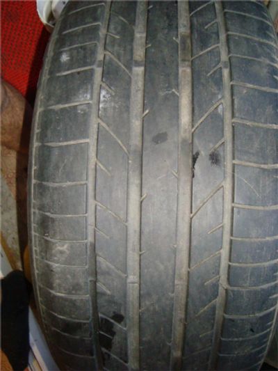 Лот: 6610099. Фото: 1. Bridgestone R19 255\40. Шины