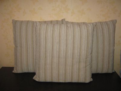 Лот: 3740479. Фото: 1. Новые диванные подушки. Одеяла, подушки