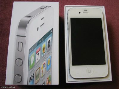 Лот: 3958046. Фото: 1. Iphone 4 16gb White с чехлом в... Смартфоны