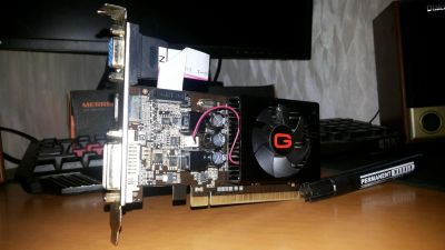 Лот: 7790314. Фото: 1. Видеокарта Gainward GeForce GT... Видеокарты