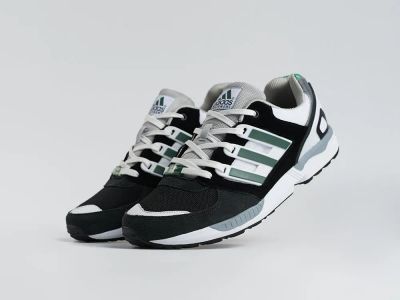 Лот: 25325708. Фото: 1. Кроссовки Adidas ZX 8000. Кеды, кроссовки, слипоны