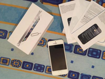 Лот: 8657381. Фото: 1. Iphone 5 64GB (не восстановленный... Смартфоны