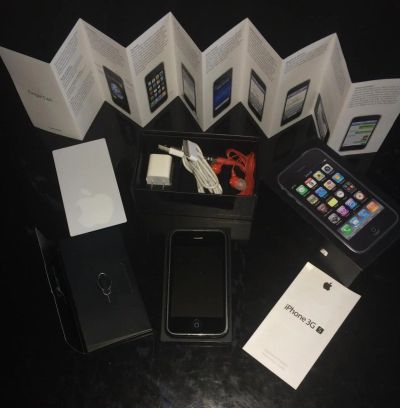 Лот: 6117482. Фото: 1. iphone 3GS 16GB. Смартфоны