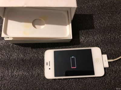 Лот: 14710324. Фото: 1. iPhone 4 16gb. Смартфоны