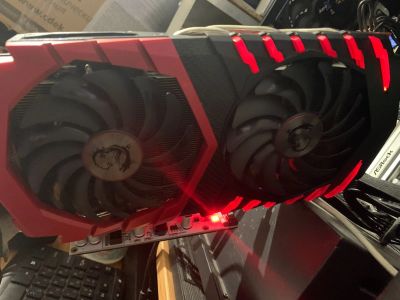 Лот: 16834943. Фото: 1. Видеокарта msi Radeon rx 580 4gb. Видеокарты