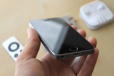 Лот: 6693575. Фото: 1. iphone 5s 32gb. Смартфоны